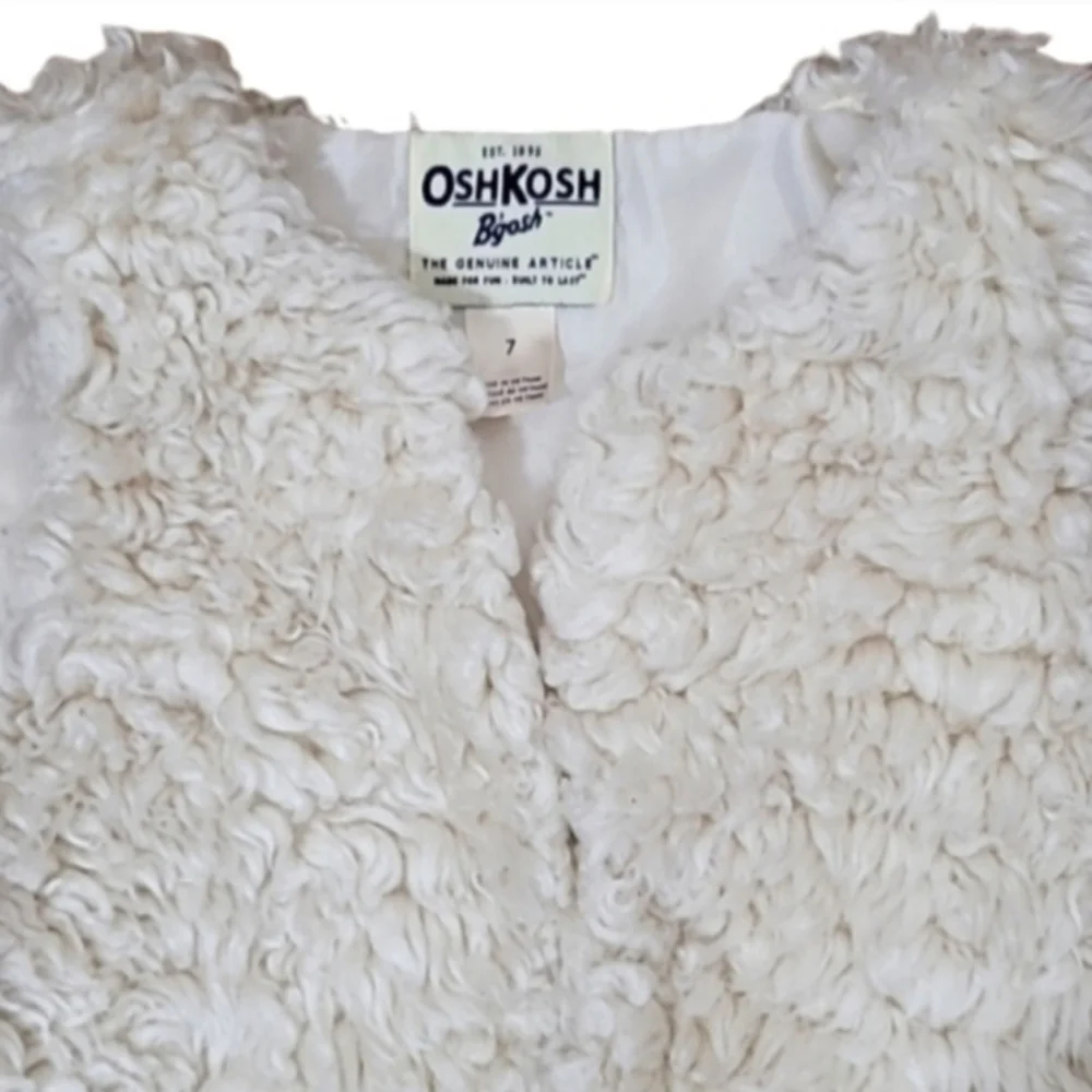 OshKosh B'gosh Vest Cream Fluffy Faux Fur Ribbon Detail Button Closure Size 7
